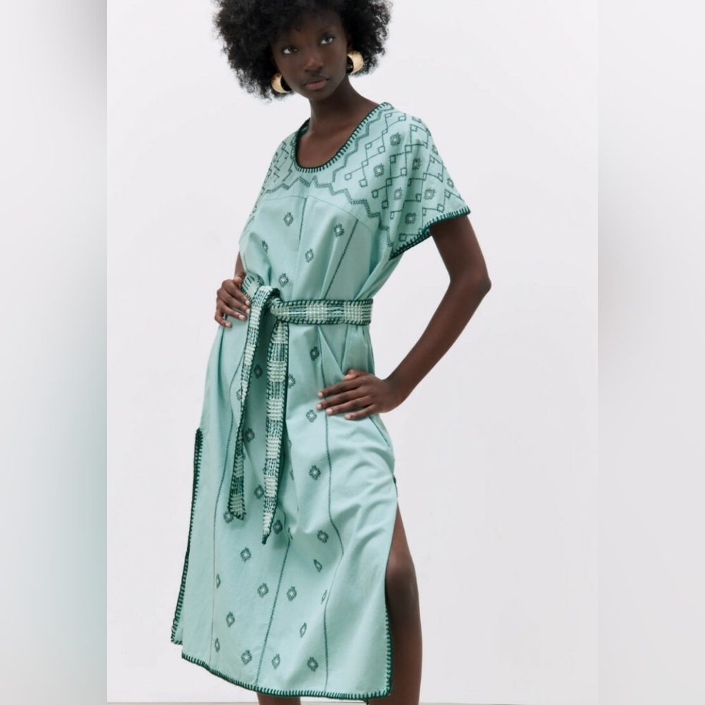 Zara Embroidered Cotton Midi Dress Green Size No Belt